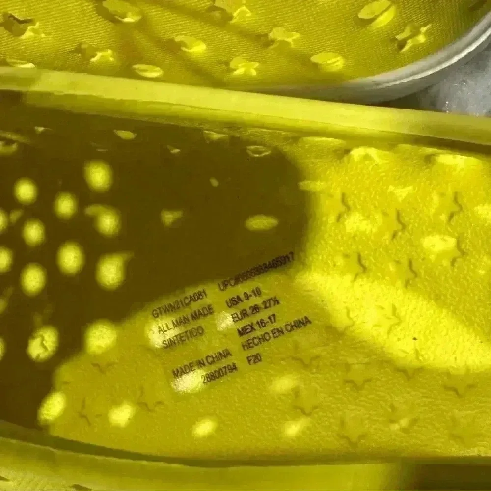 Wonder Nation Girls Size 9-10 Slip On Yellow Stars Shoes‎ NEW